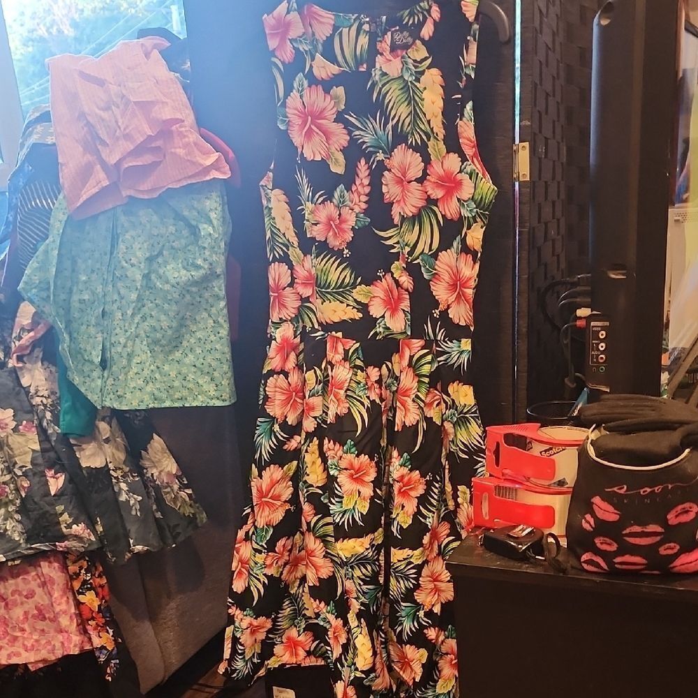 Dolly And DOTTY Black and Multicolor Floral Dress UK size 8